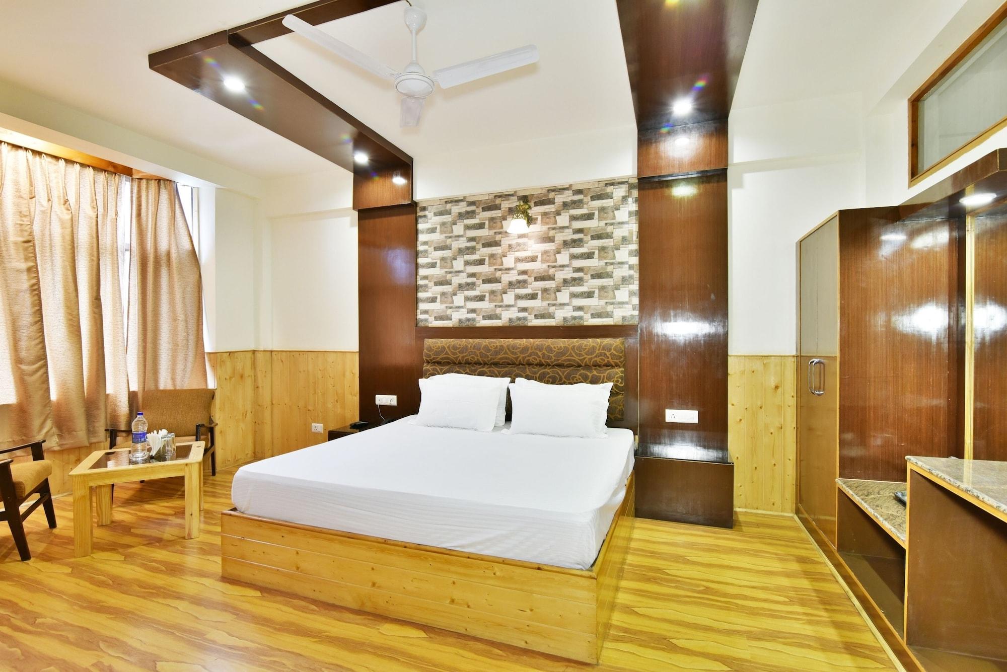 Hotel Devlok Manāli Extérieur photo