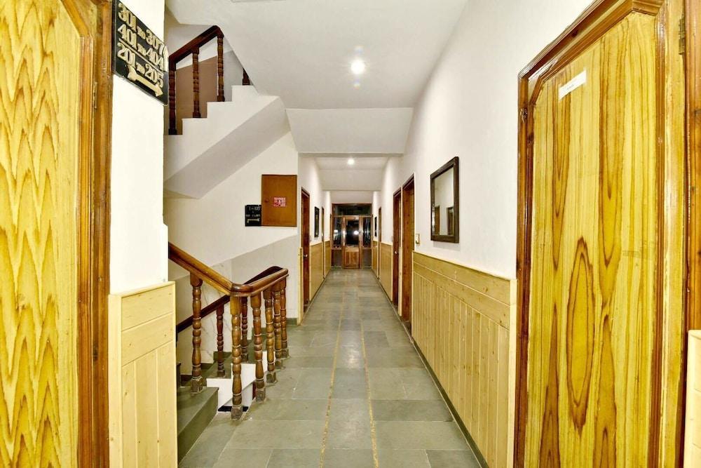 Hotel Devlok Manāli Extérieur photo